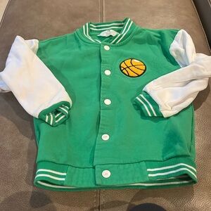 H&M boy’s bball jacket sz 5/6